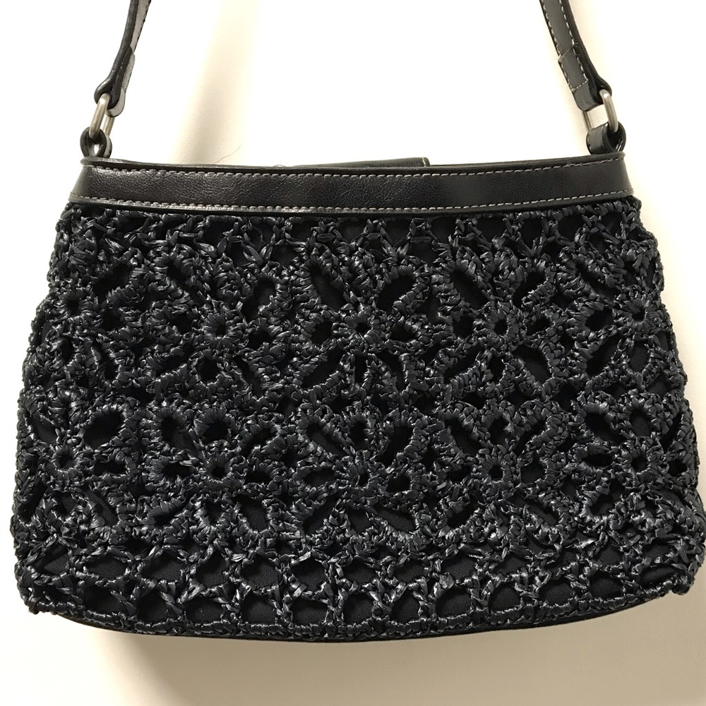 Beautifully Weaved Floral Design Caribbean Joe Bag!